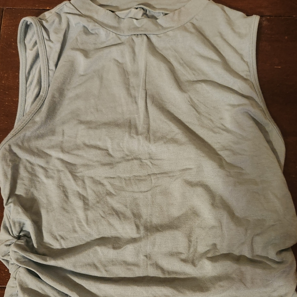 Halara tank